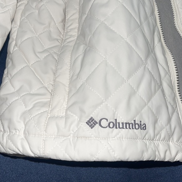 EUC ivory white Columbia sportswear puffer jacket - Picture 11 of 11